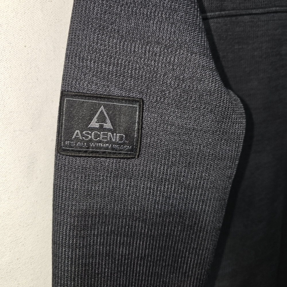 Ascend Outdoors Fleece Lined Gray Jacket. - Picture 16 of 16